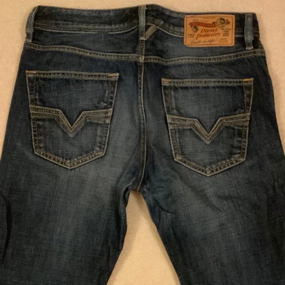 Diesel Larkee Regular Straight Jean - Picture 4 of 4